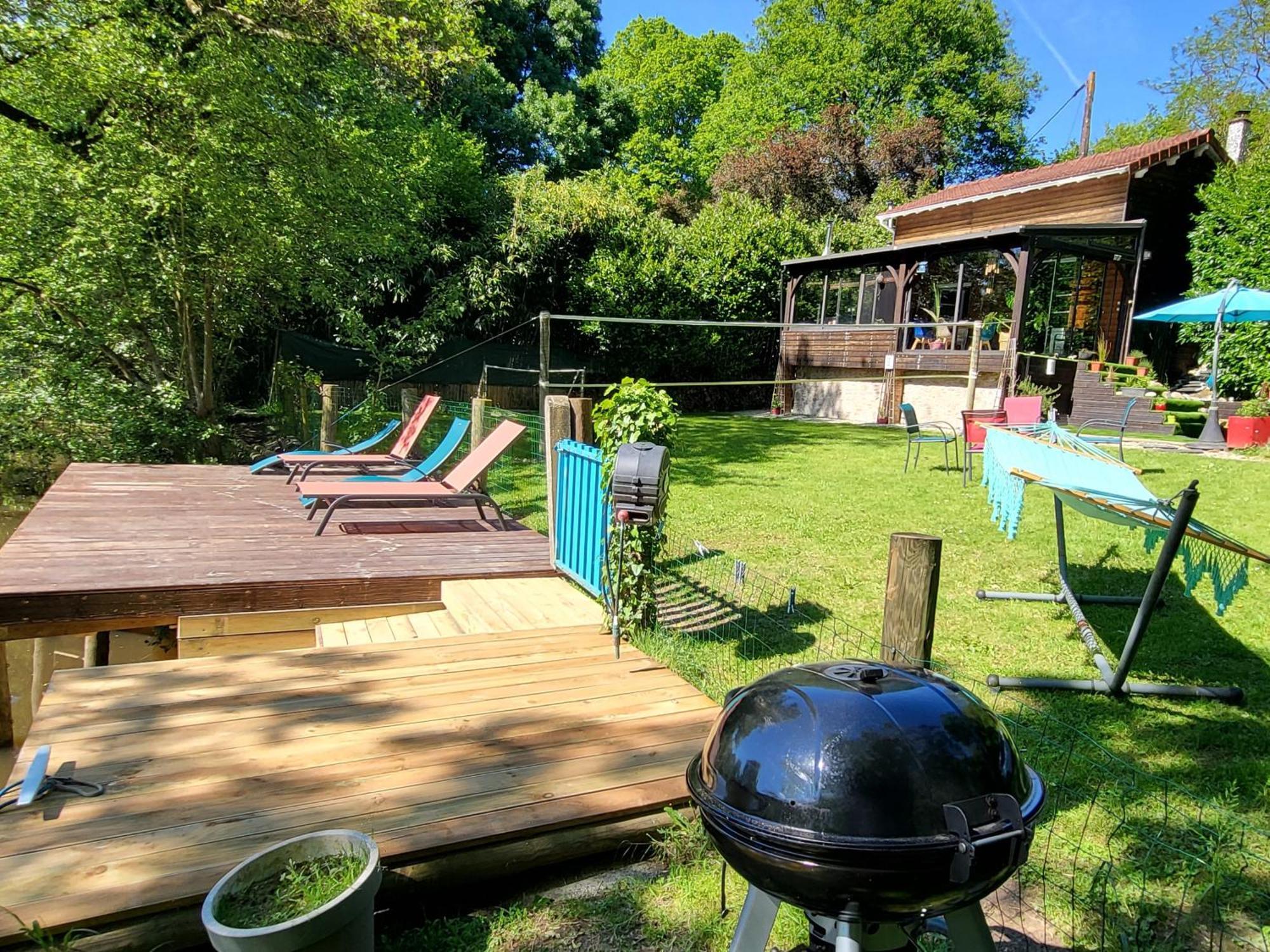 Chez Nirina Proche Puys Dufou Villa Mortagne-sur-Sevre Exterior photo